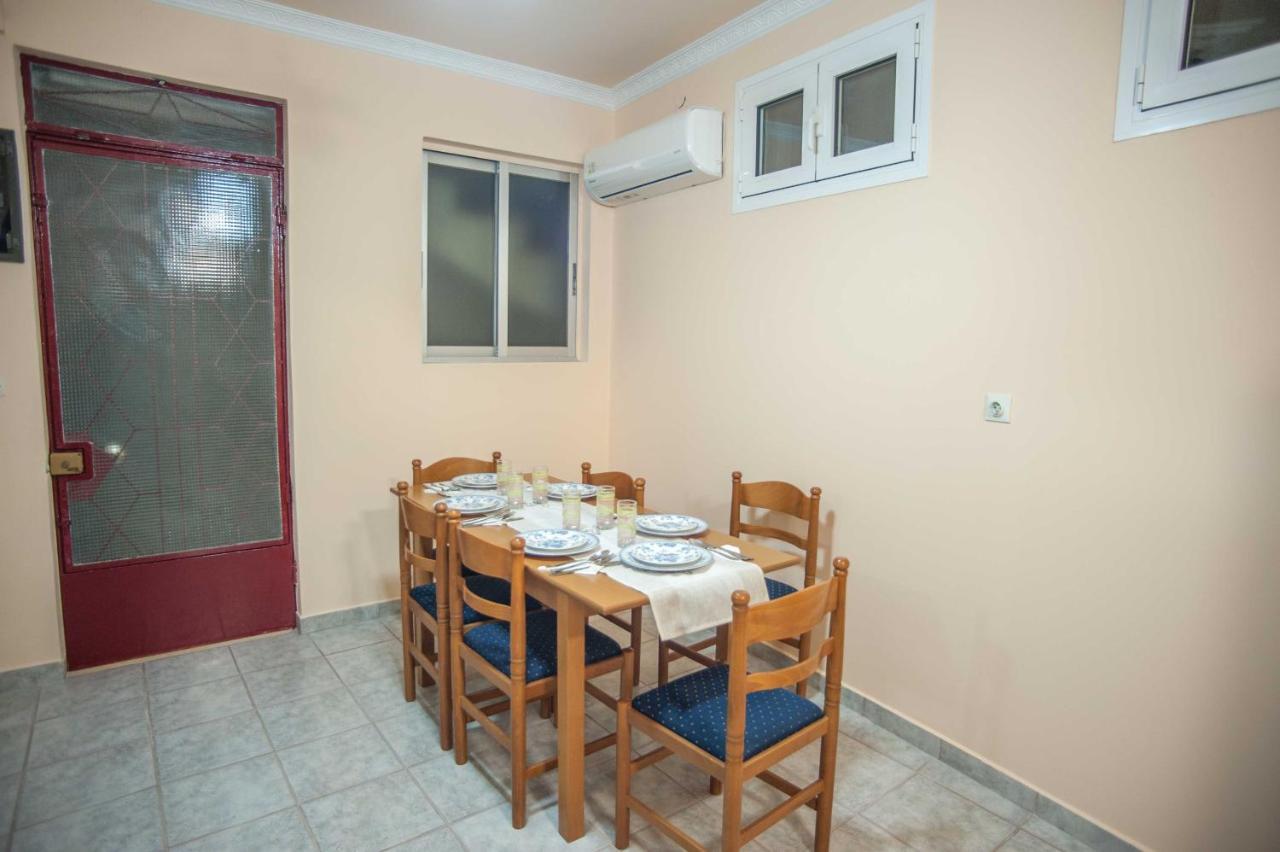 A Central Apartment 阿尔戈斯托利翁 外观 照片